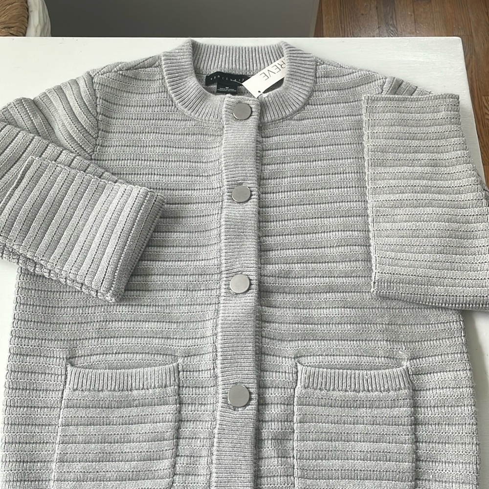Evereve Light Gray Ribbed Button-Up Cardigan